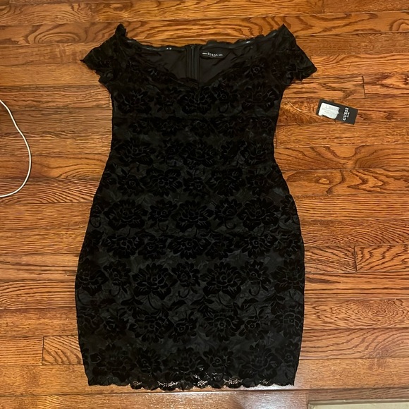 Guess Off the Shoulder Lace Dress - Picture 1 of 7